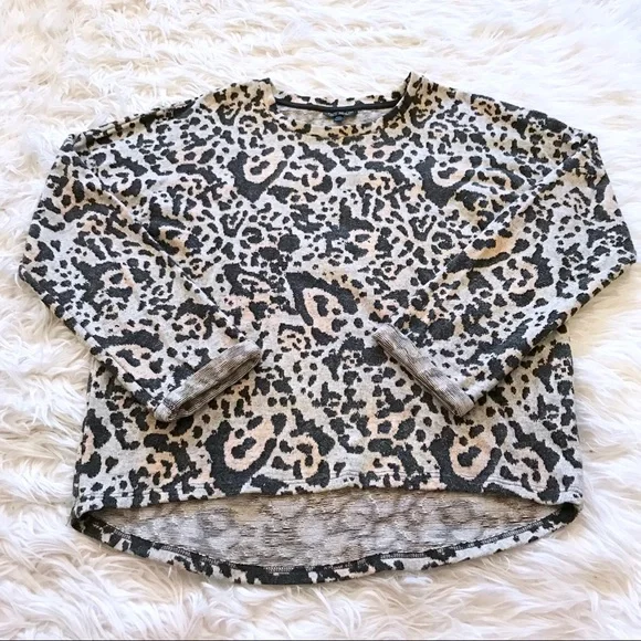 NWOT Topshop Brushed Leopard Print Sweater - Picture 2 of 6